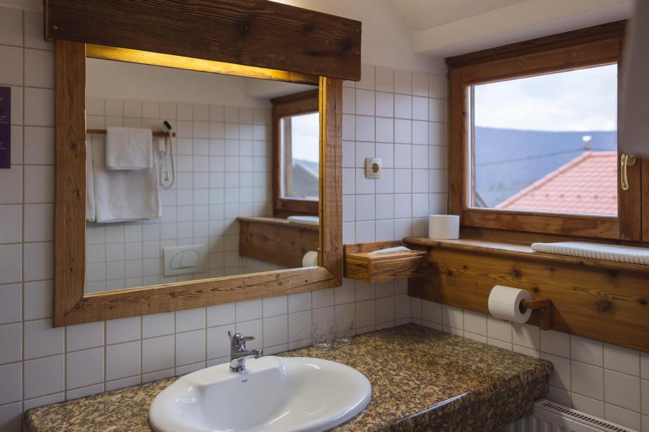 Guesthouse Novak Dvor Екстериор снимка